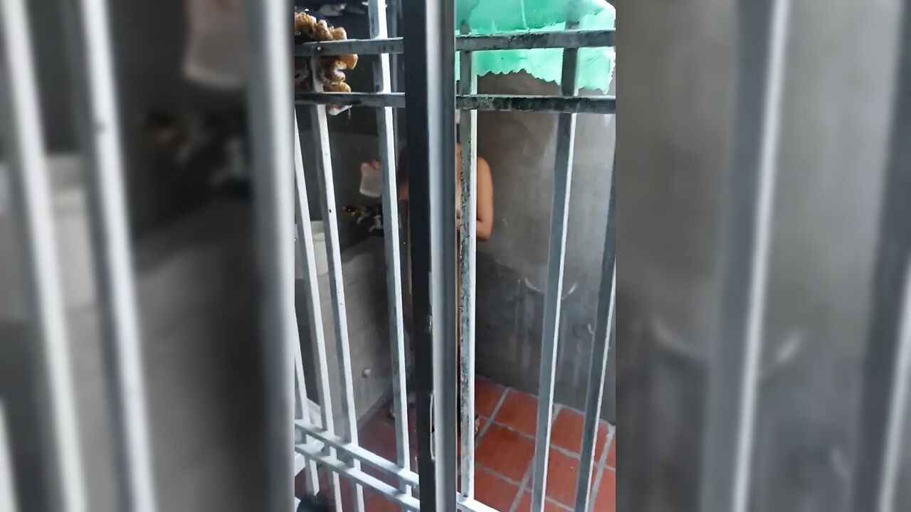 My Neighbor in the Patio Taking a Bath Has Incredible Tits with a Rich Ass This Brunette Is a Goddess She Is Located in Canada I