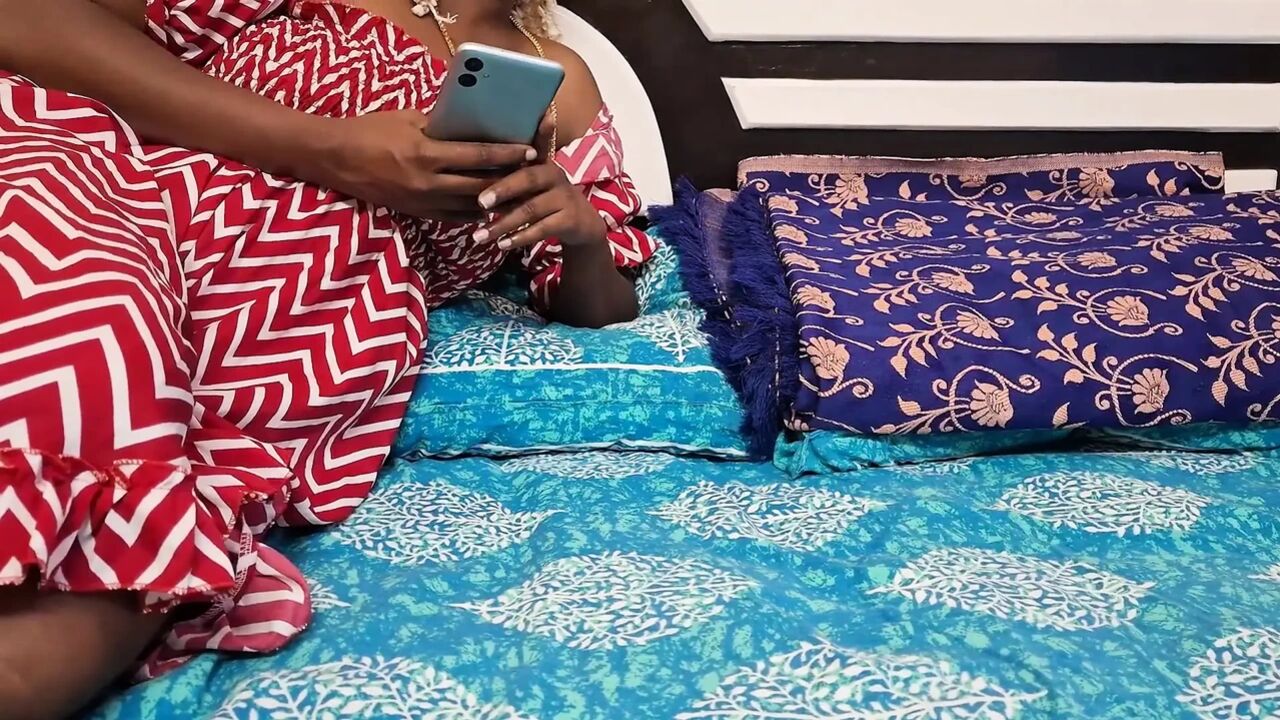 Ac Mechanic Gives a Fucking Service to Married MILF