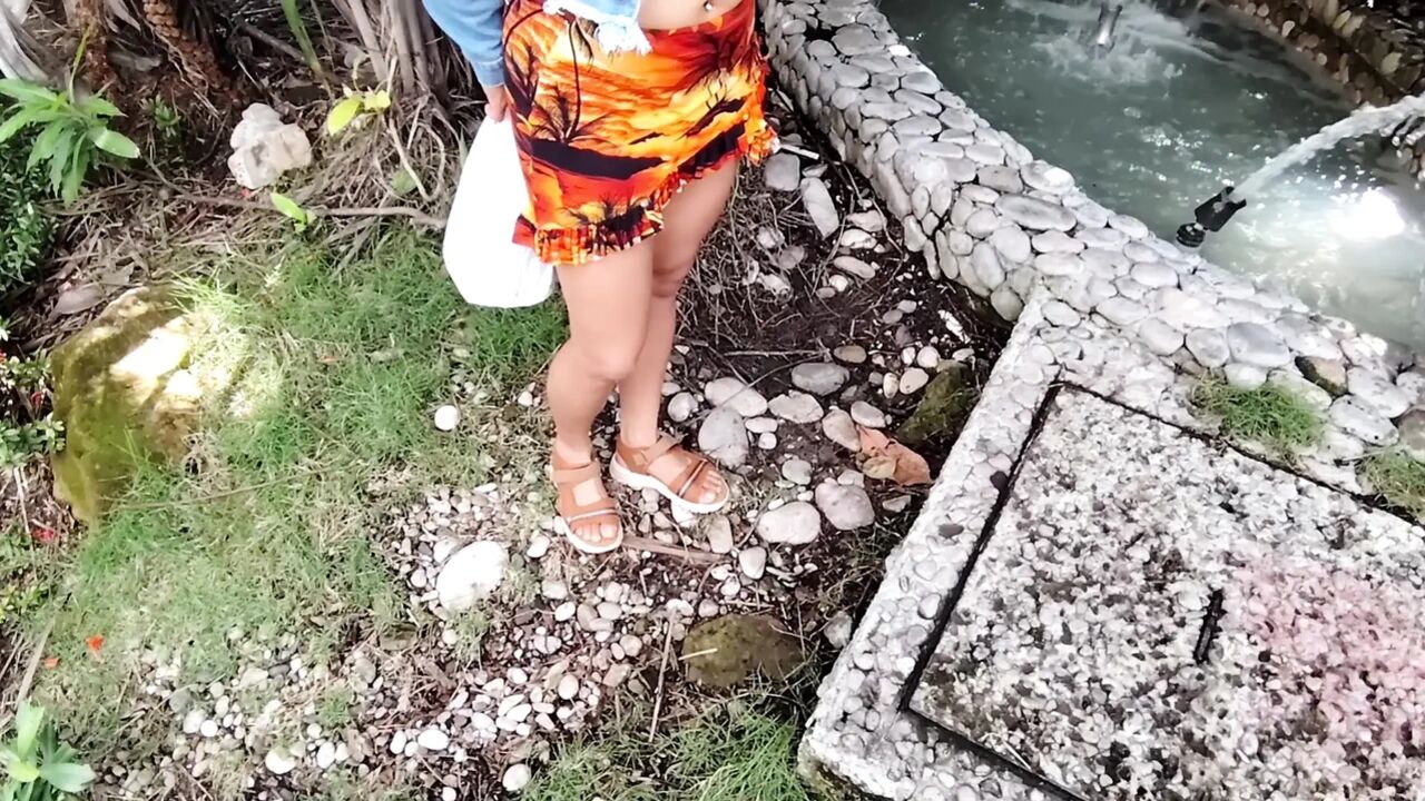 Park Seduction: Busty Latina Offers "Perverted Job" to Bearded Stranger – Intense Home Session