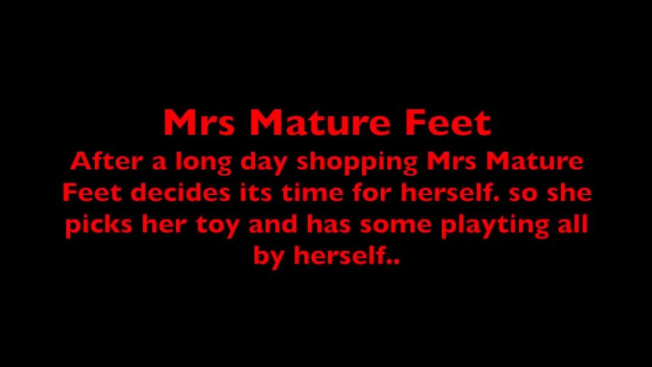 Mrs Mature Feet in Tan Tights playing solo 414