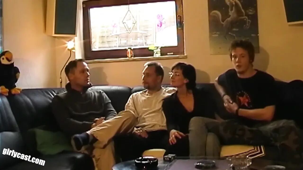 Lisa makes Mannie to a cuckold