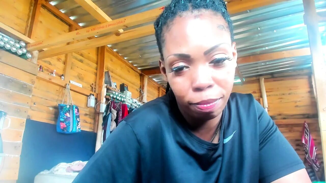 Gigantic Black Booty Twerking in Torn Leggings, Panties...
