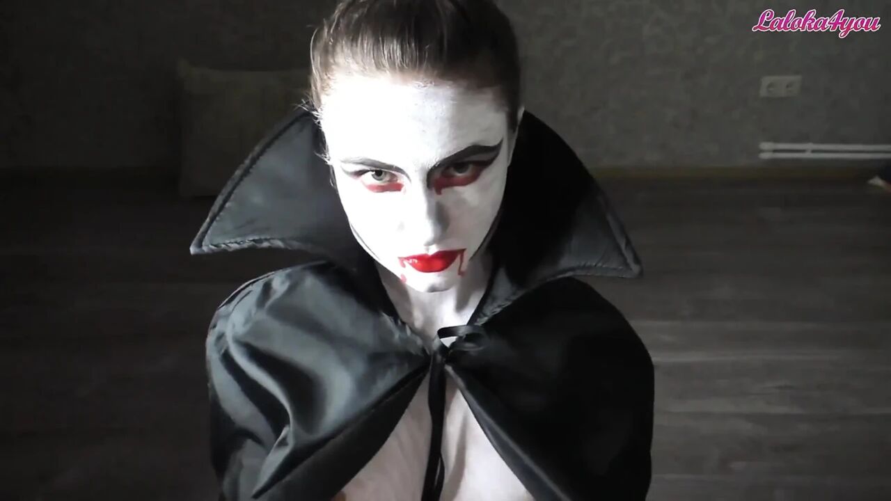 Vampire girl passionate sucks big cock to cum in mouth