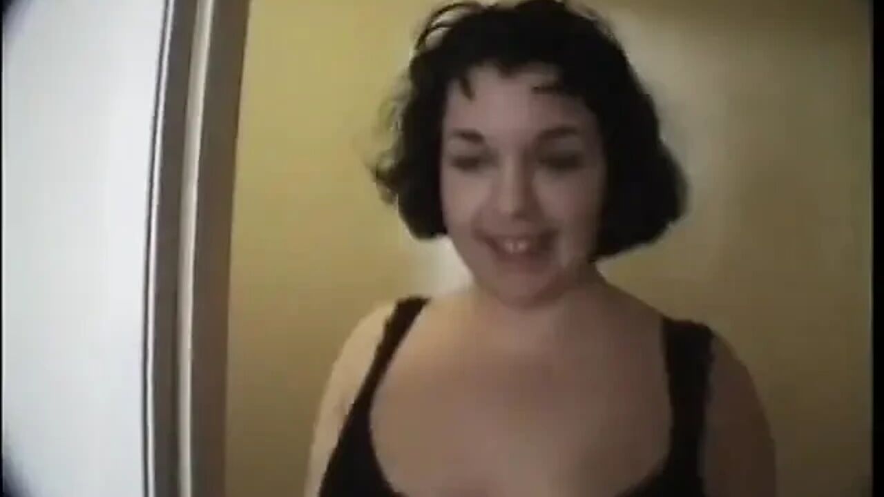 Curvy slut gives wet blowjob before getting banged on the carpet floor
