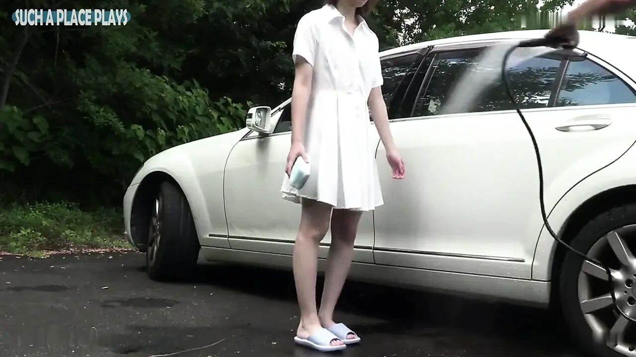 Bare Bliss Shaved Married Beauty Exposed Blowjob Car Wash Tease Tight Thrust Creampie Finish