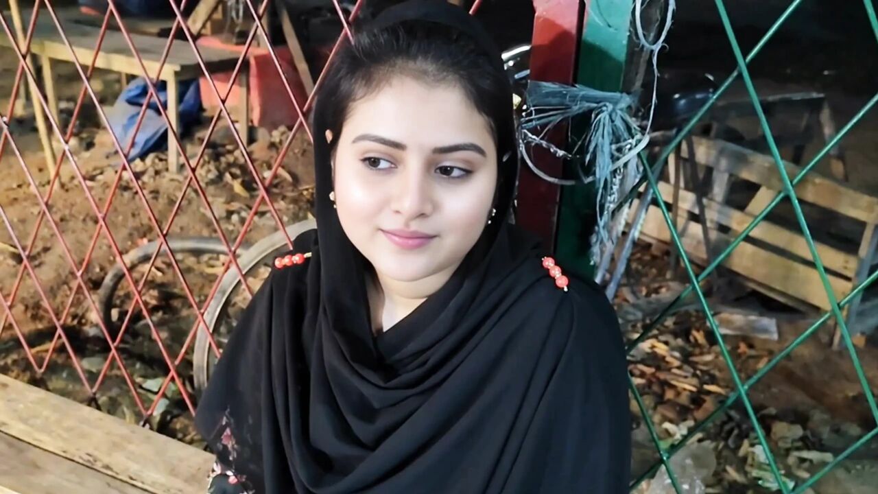 Your-Eshita.Outdor indian Bangla Beautiful Hot Girl Fucking Enjoy time Video.
