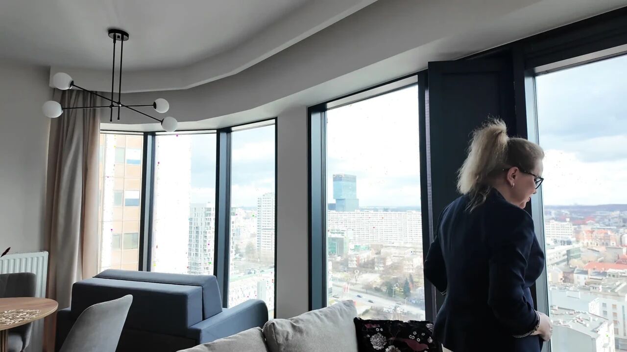 Blonde Property Agent Gets Creampied by Client to Seal the Deal