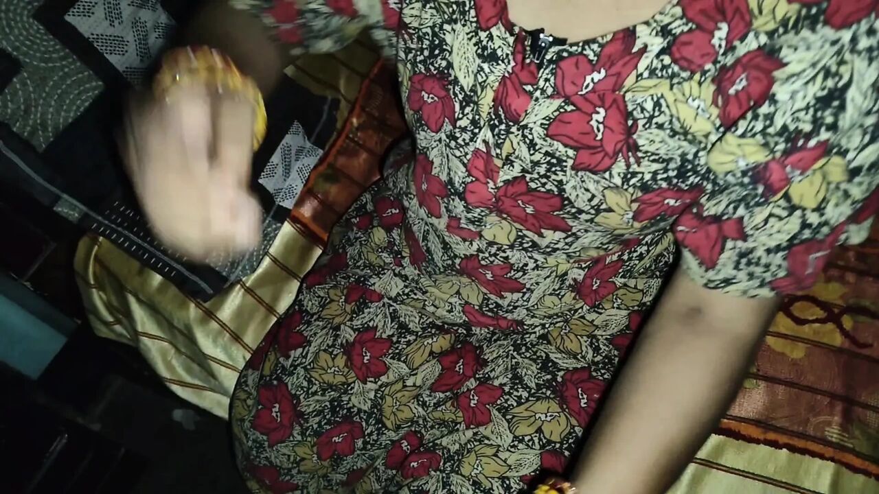 Desi Shruti Bhabhi blowjob cum
