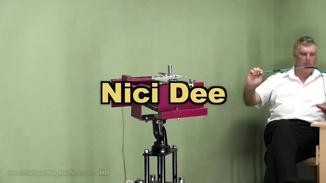 Nicidee Spanking Machine - Ass Whipping
