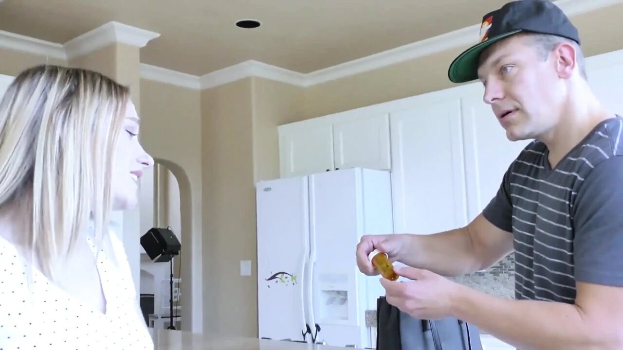 Throbbing Cock Stretches Dripping Pussy in Wild Fuck Fest