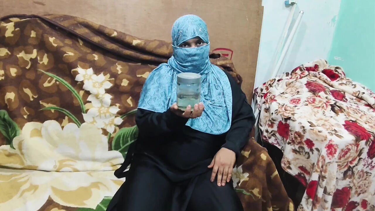My Sexy Hot Indian Girl Muslim Bhabhi Want a Anal Sex and She Having This First Time