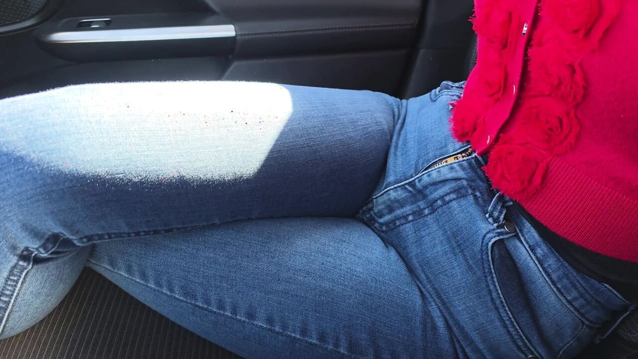 Busty wife suck my dick in car and swallow all cum