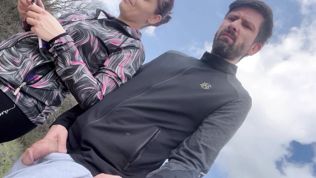 Outdoor MILF Anal Part 2