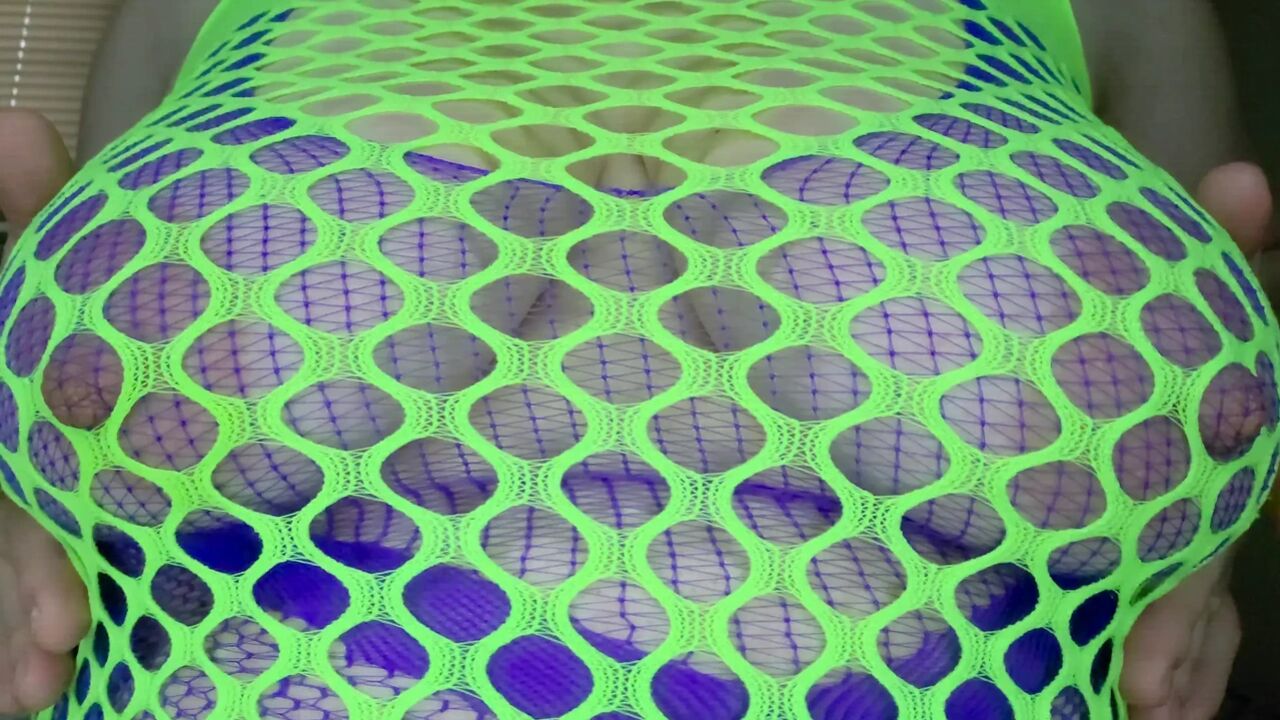 Neon Green Fishnet MILF Slut Takes Huge Blue Dildo Deep – Wet Pussy Stretching & Creamy Orgasm