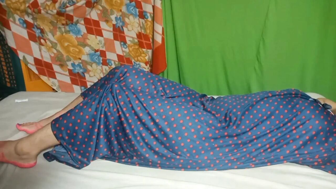 Indian Hot Boudi Waiting For Her New Customer On Bed.