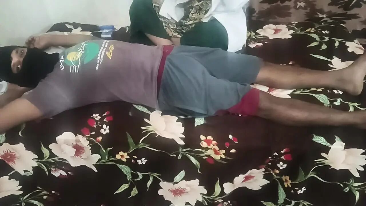 Female doctor check the patient at his room