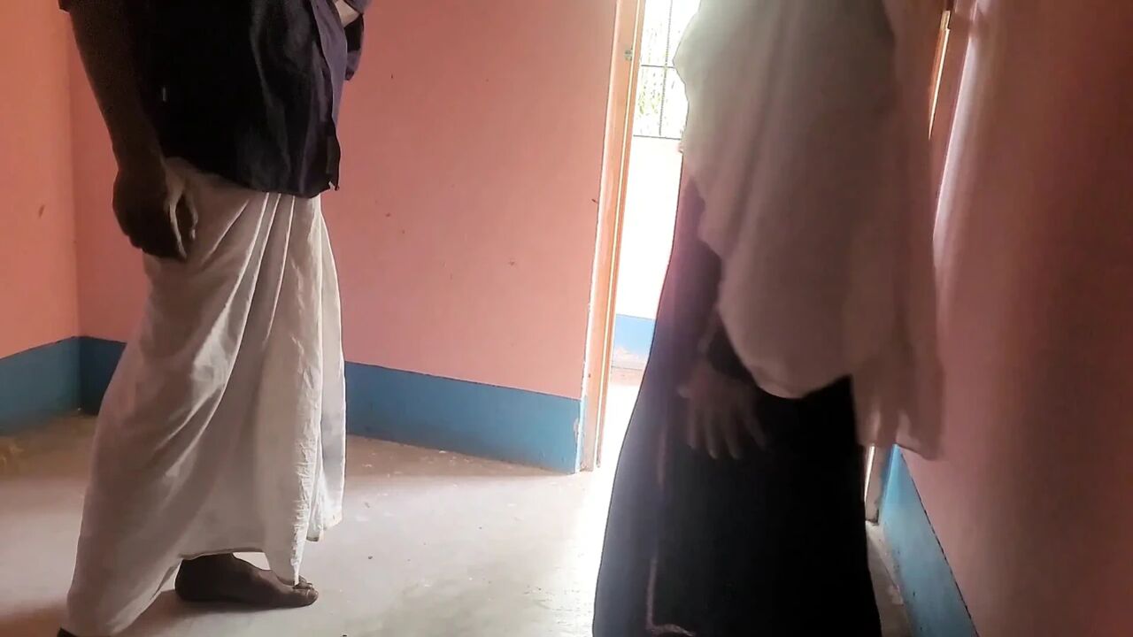 Bangladeshi husband and wife viral sex video.