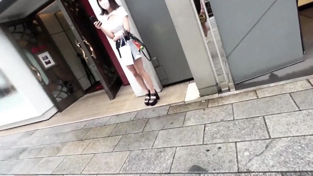 Materialistic desires, sexual desires, carnal desires, and greed! Ginza high-class beauty department member!