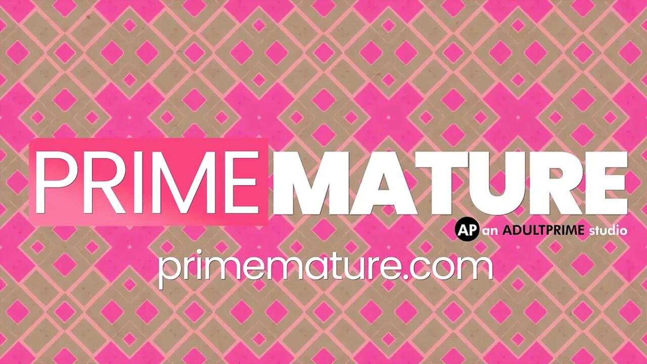 Watch and Learn, Boys! This is How a Real Lady Does it at PrimeMature