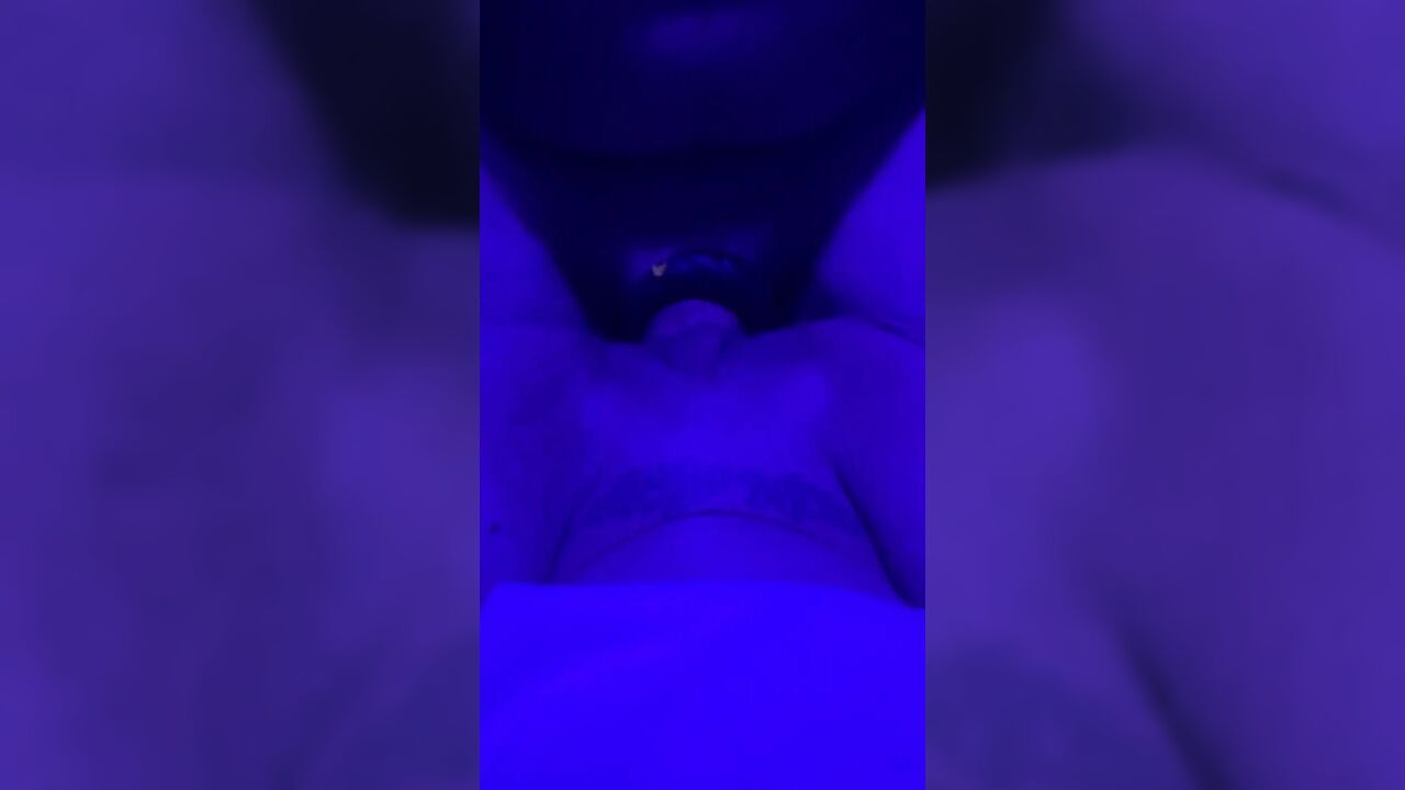 Zoey Portland Get Big Cock in Back of the Club