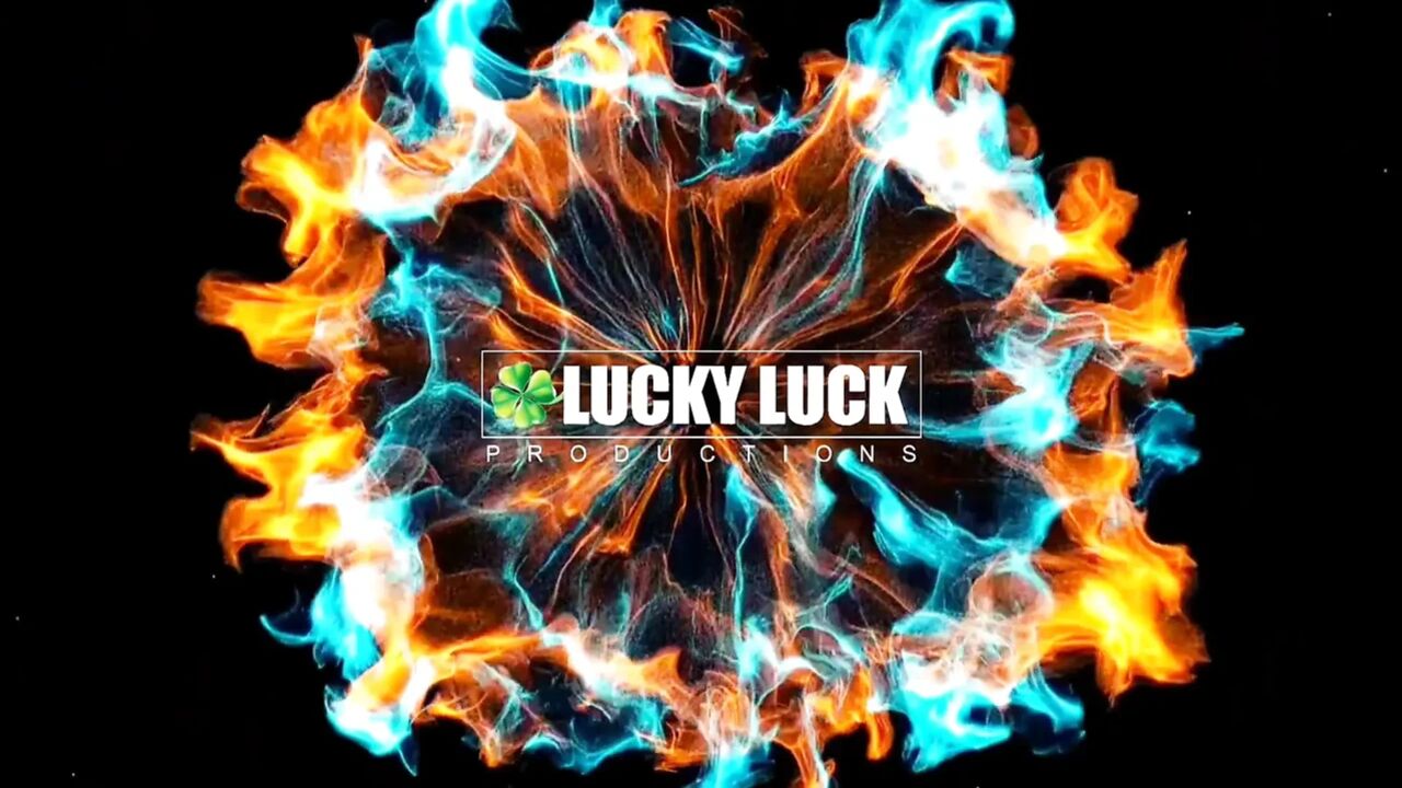 Lucky Gurl Saucy Sapphire - Italian BBW Squirts Hard and Milks Loads of Cum