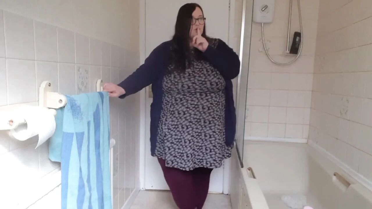 Ssbbw shower strip tease lets get naked