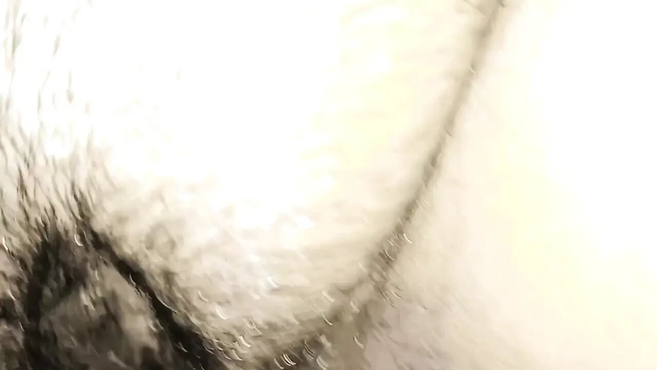 Fucked sister-in-law's juicy pussy all night and drained water on the pussy
