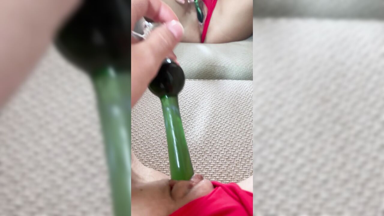 She start to play near mirror and dont stop until have orgasm