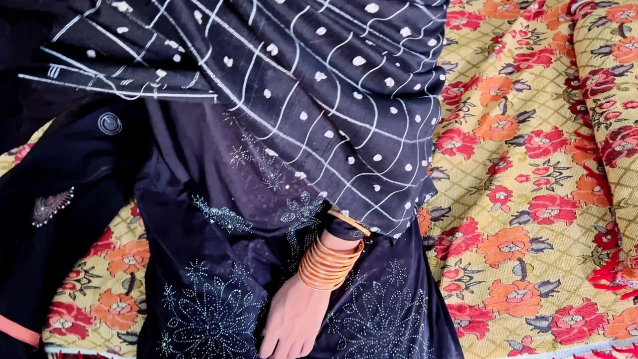 Arabian girl fucking Muslim big cock and tight pussy small pussy