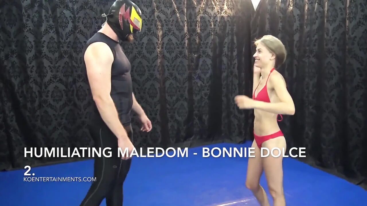 Humiliating maledom, Bonnie Dolce 2.