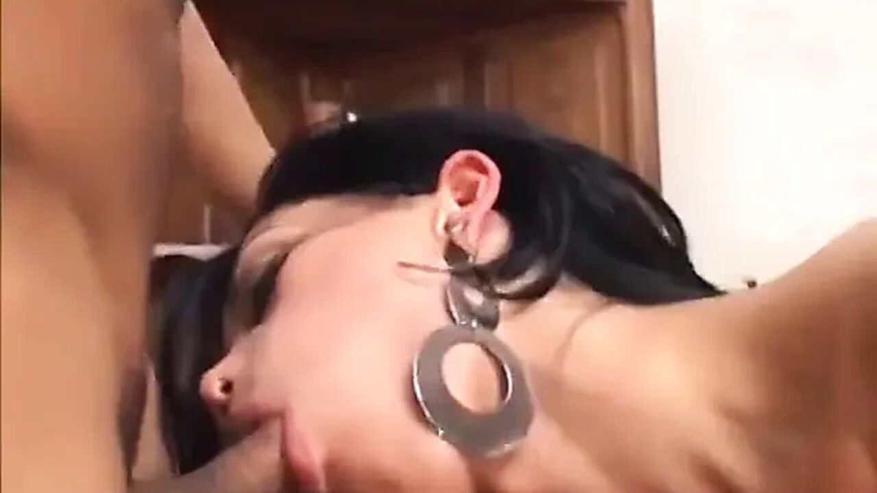 Hot tranny with a nice phat ass gets fucked from behind