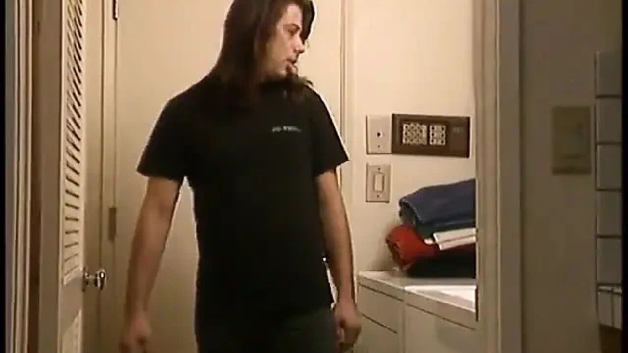 Experinced man fucks a blonde teen