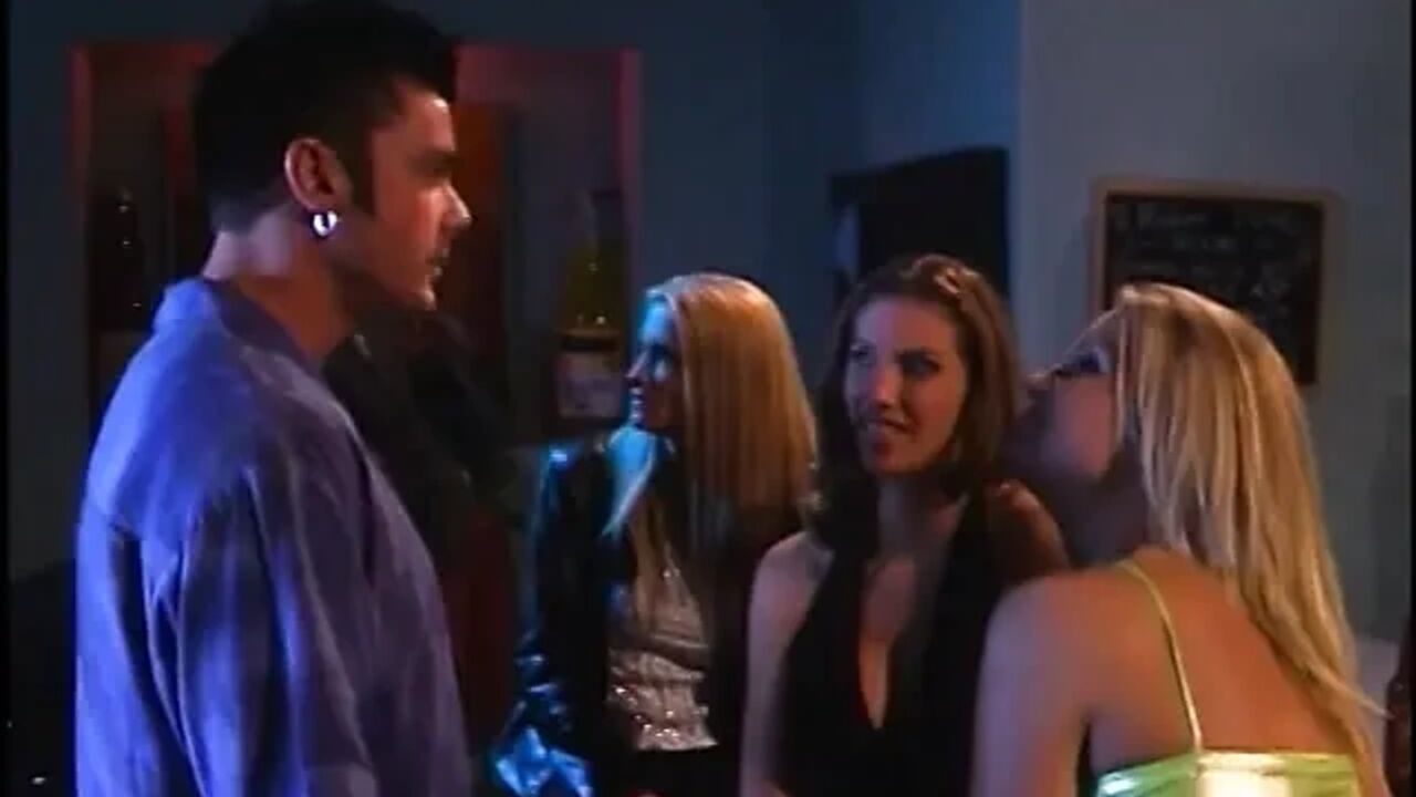 Cock Worshipping Slut Gives Guy Head in the Restoorom