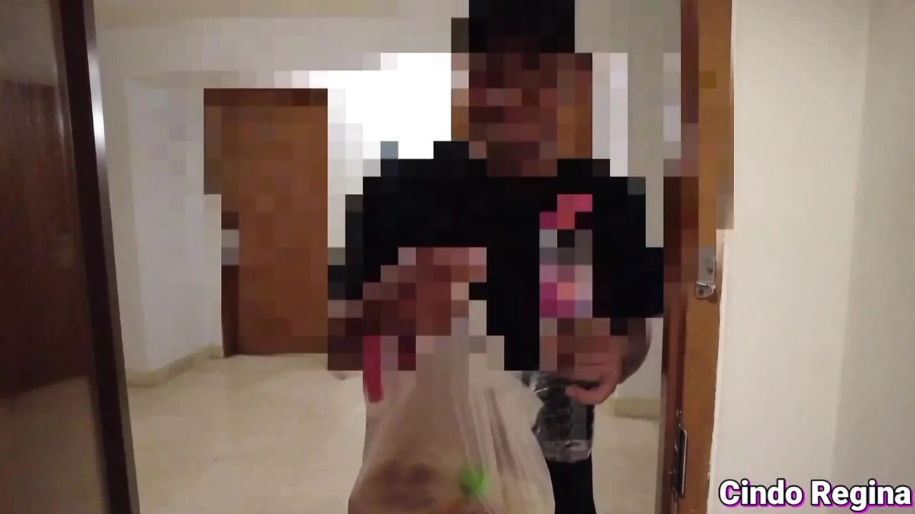 Beautiful Tiktokers Prank Food Courier Overloaded Until Crot In Her - Prank Delivery