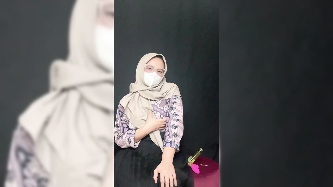 My Teacher Goes Back To School Masturbating Squirt