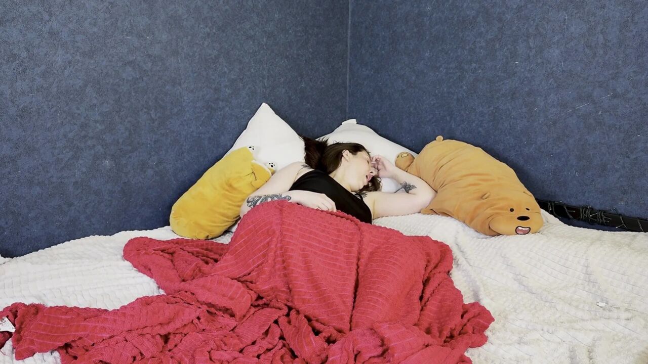 Sleepy Stretches, Deep Yawns & Rib Tease Ultimate Lazy Morning