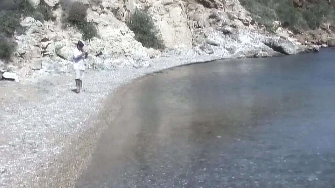 Sahin K Fucks Turkish MILF Ayse on the Beach