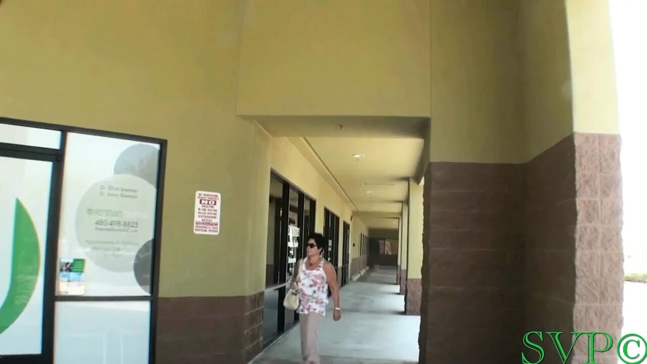 Cougar BBW GILF Smokes & Poses