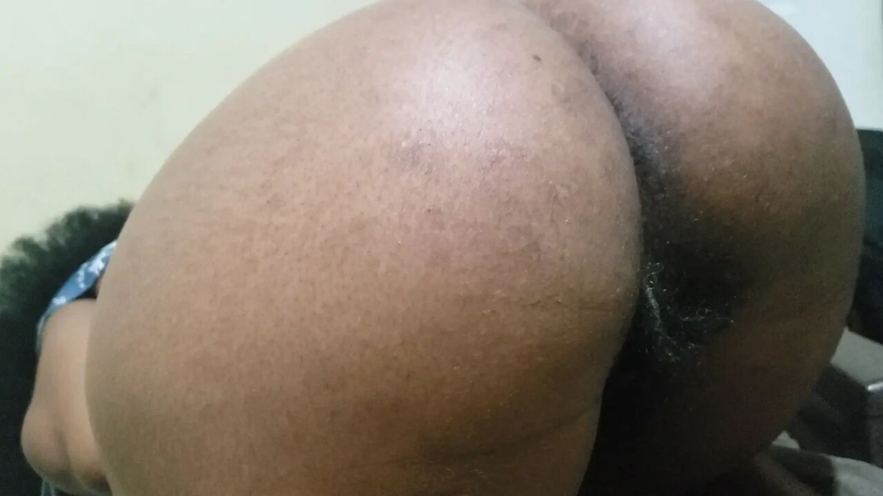 Big ass amateur POV in the shower creates a seductive adult fantasy filled with bold curves