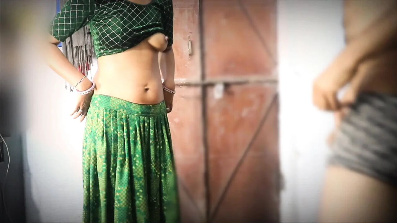 i went to bhabhi’s house during summer vacation and enjoyed a lot with my lovely bhabhi, Full Hindi Viral Video
