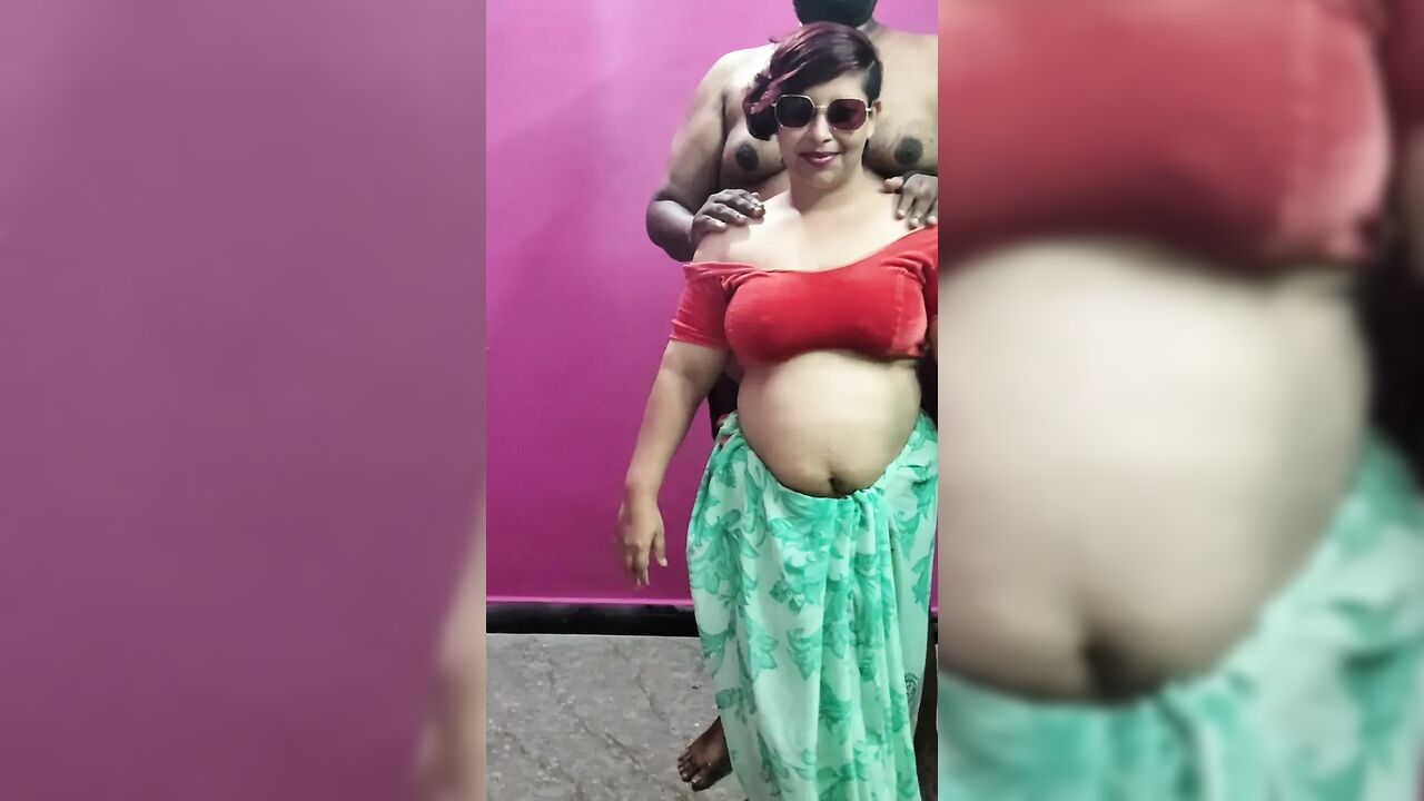 Hot Tamil Wife Seducing Neighbour