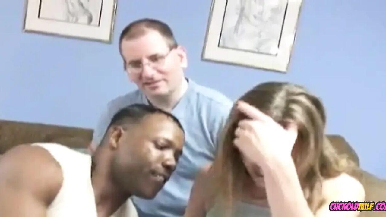 Cuckold MILF - Wife that cheats