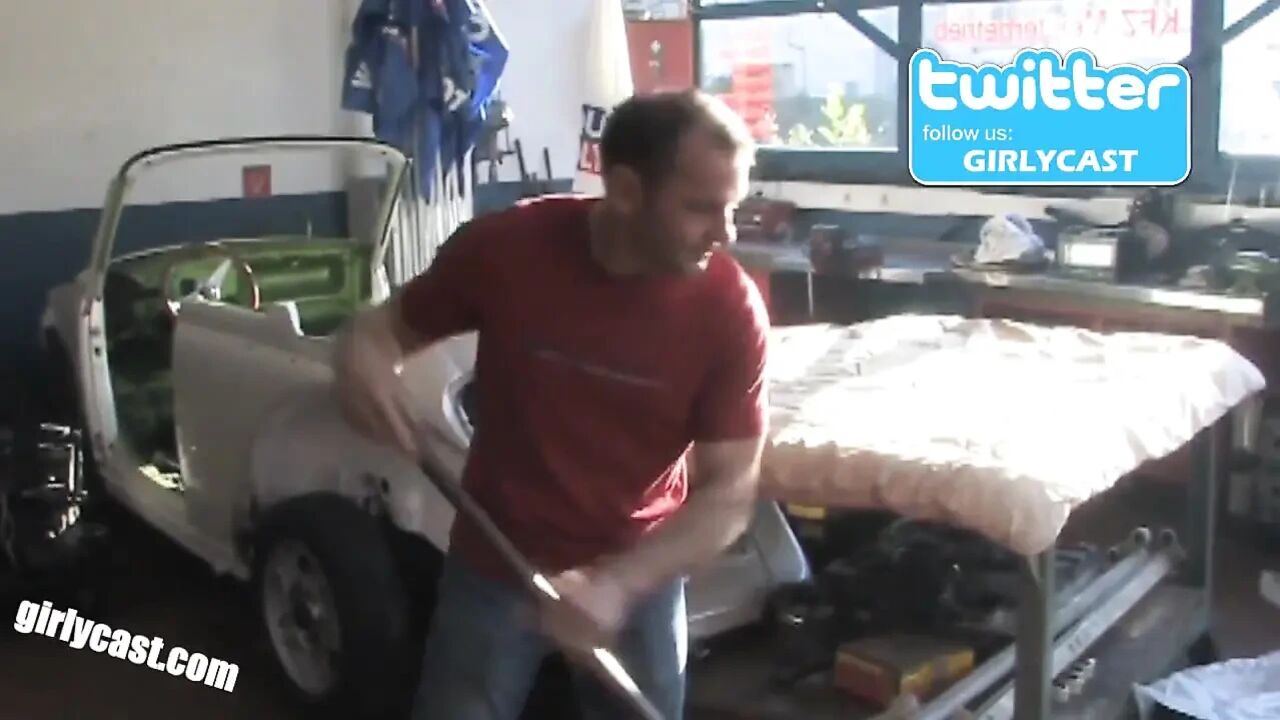 Jung trainee hard fucked in the workshop