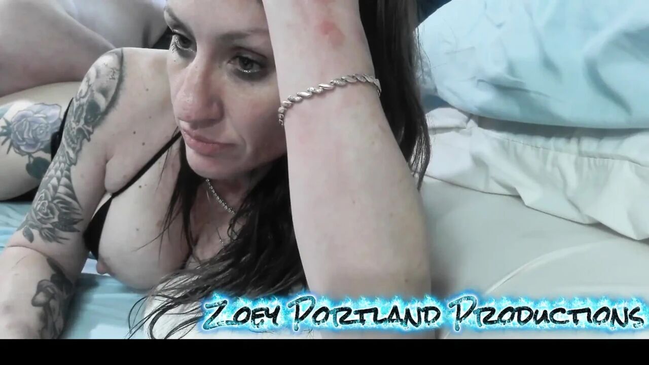 Zoey Portland Rides Big Cock