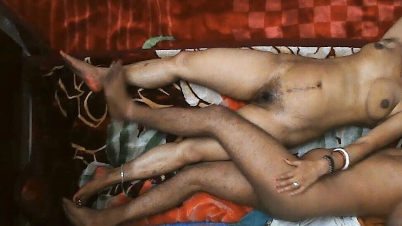 Busty Banuu Bhabhi's Pussy Fucked with Stepbrother
