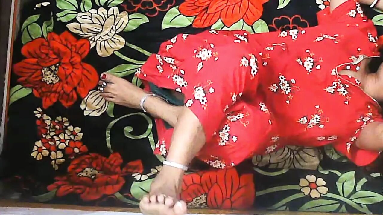 I Stripped Sexy Bhabhi and Fucked Her in Doggy Style