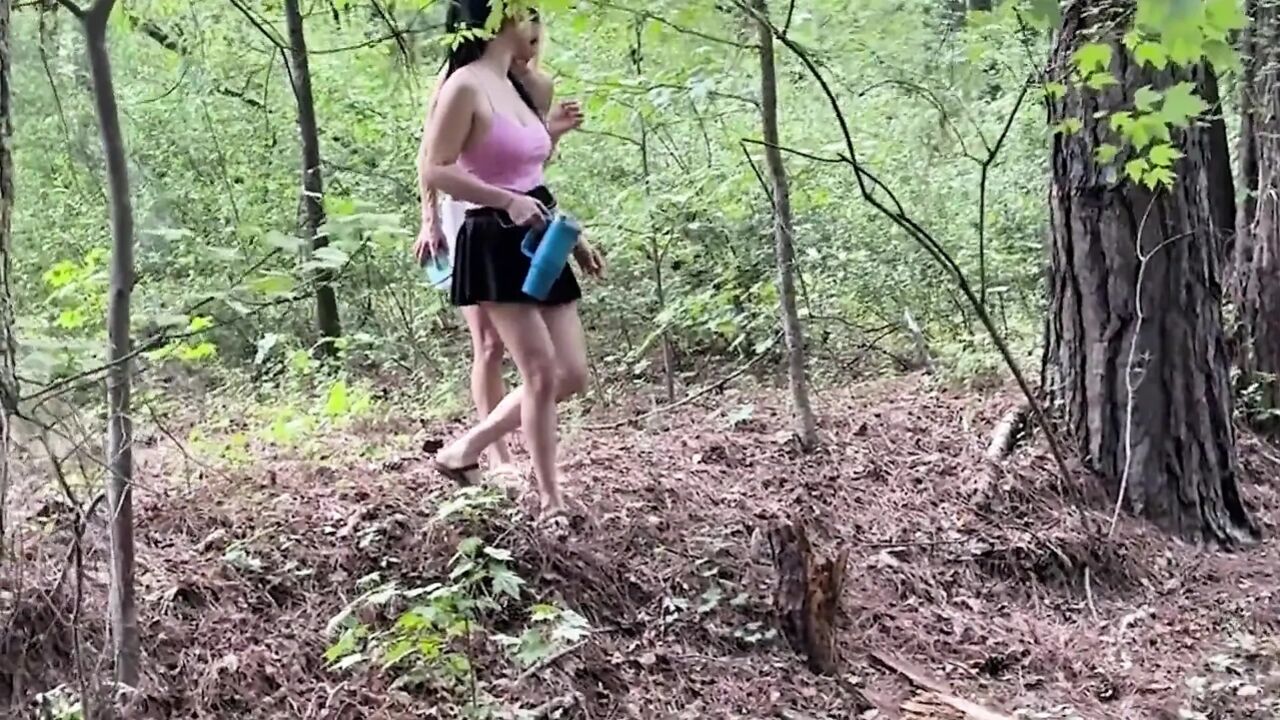 Outdoor Threesome Fuckfest with Amazon Babes