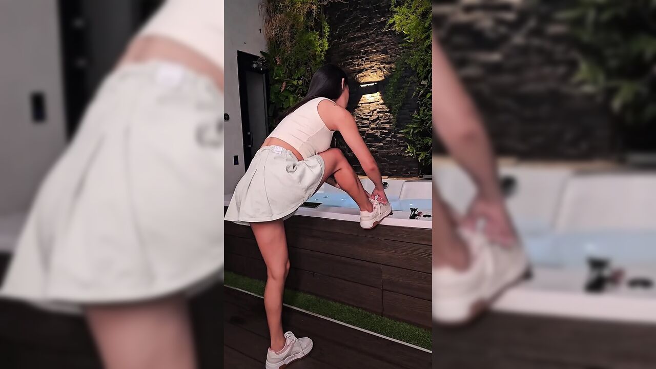 Hot Colombian Squirts in a Jacuzzi