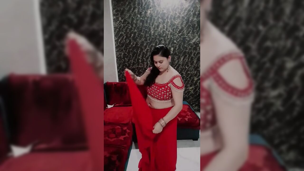 Laal Ghaghra