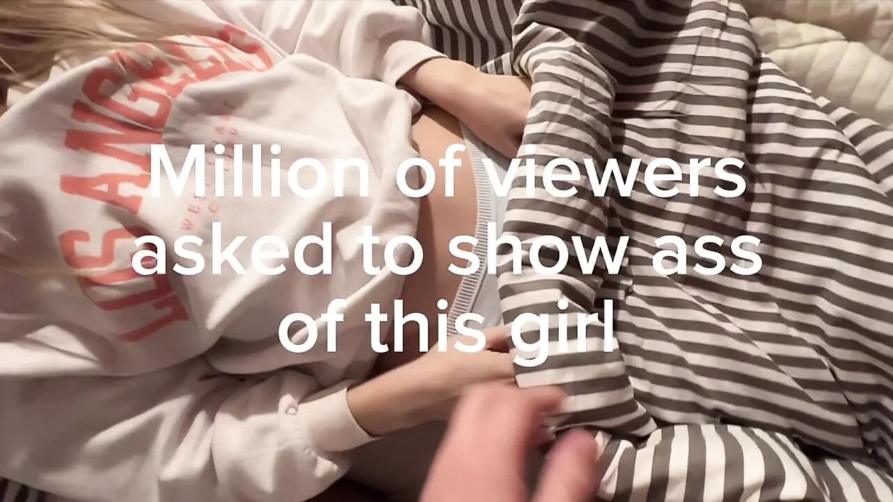 THE HOTTEST 18 years old girl ASS SLOW TWERK MEDITATION
